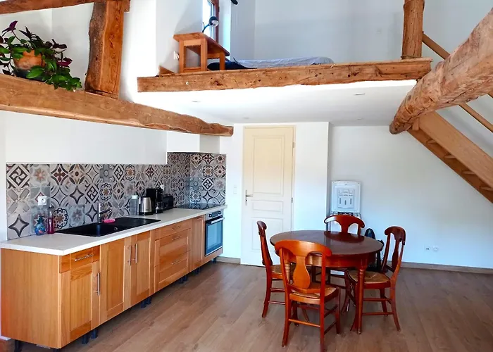 De Charme Avec Vue, En Plein Coeur De Florac